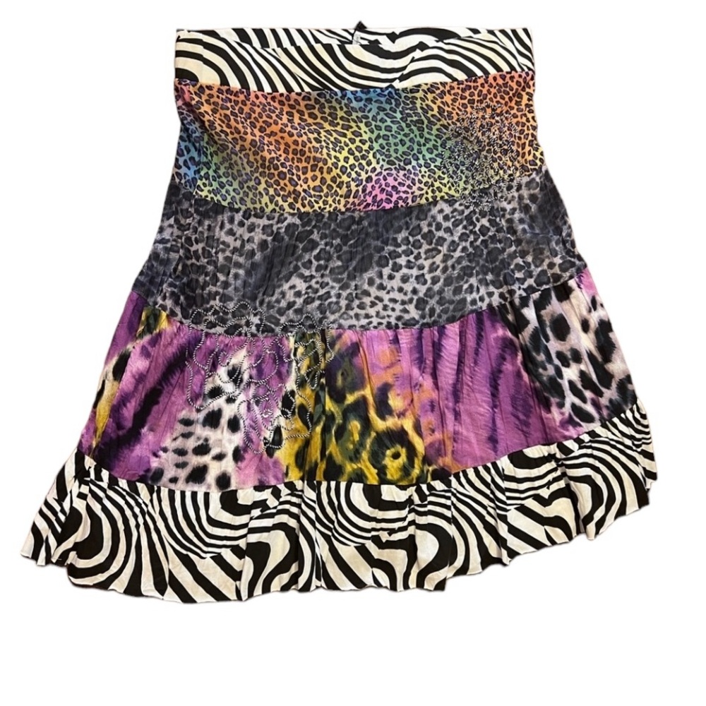 Brand new with tags lined Kessley skirt size L